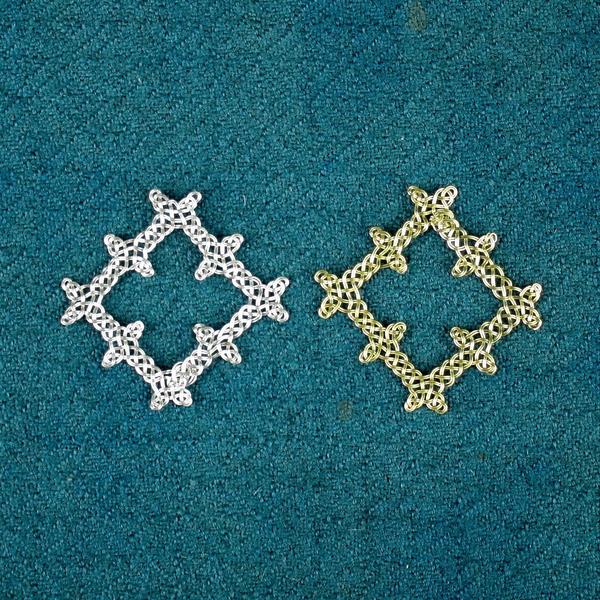 Square posament knot